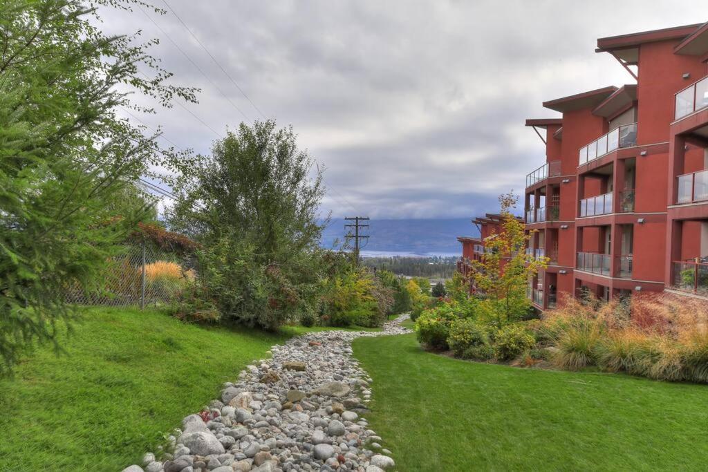 Stay In The Okanagan - Copper Sky, West Kelowna Exteriör bild