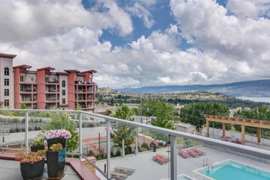 Stay In The Okanagan - Copper Sky, West Kelowna Exteriör bild