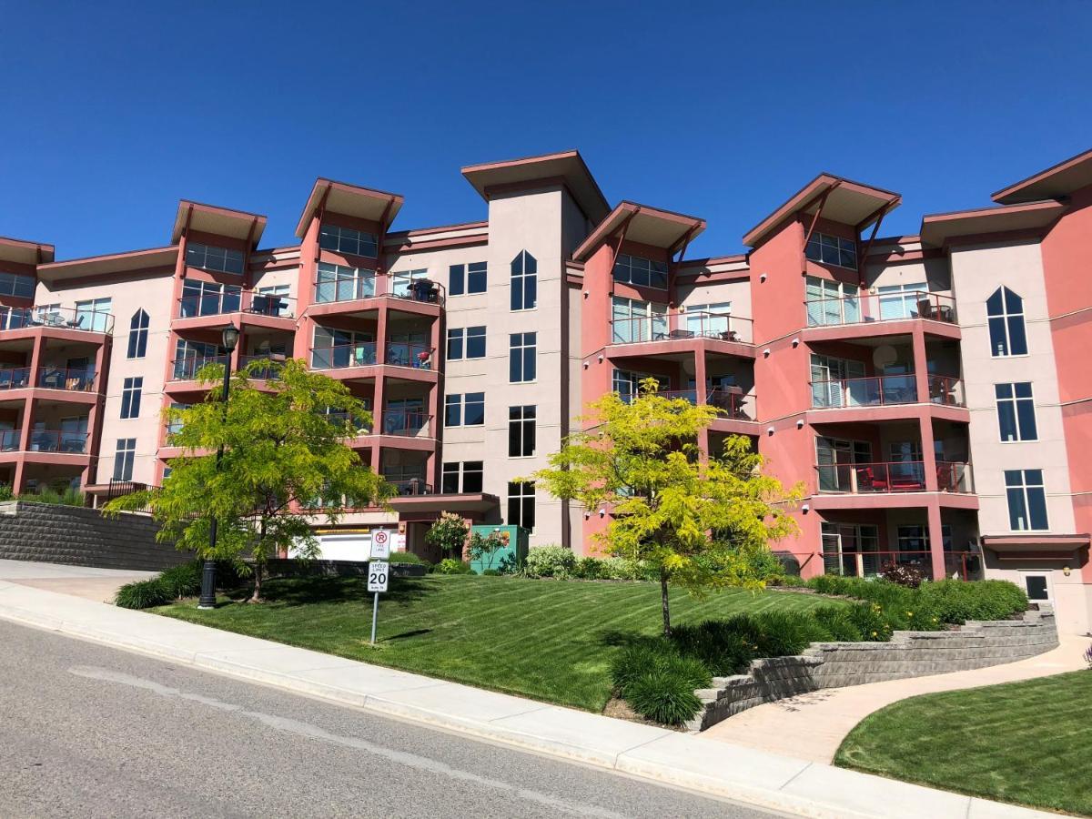 Stay In The Okanagan - Copper Sky, West Kelowna Exteriör bild