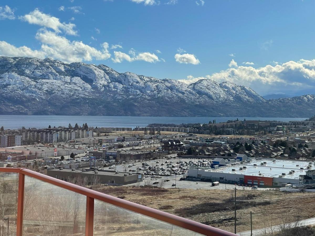Stay In The Okanagan - Copper Sky, West Kelowna Exteriör bild