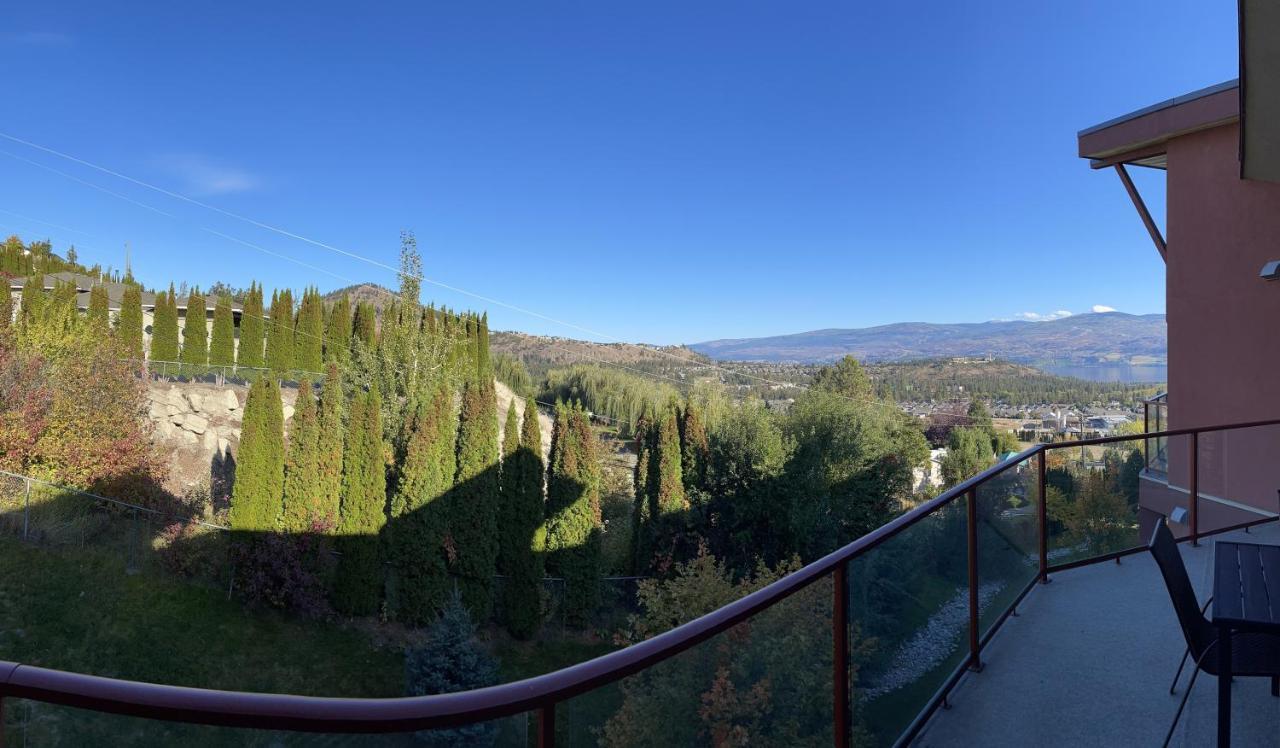 Stay In The Okanagan - Copper Sky, West Kelowna Exteriör bild
