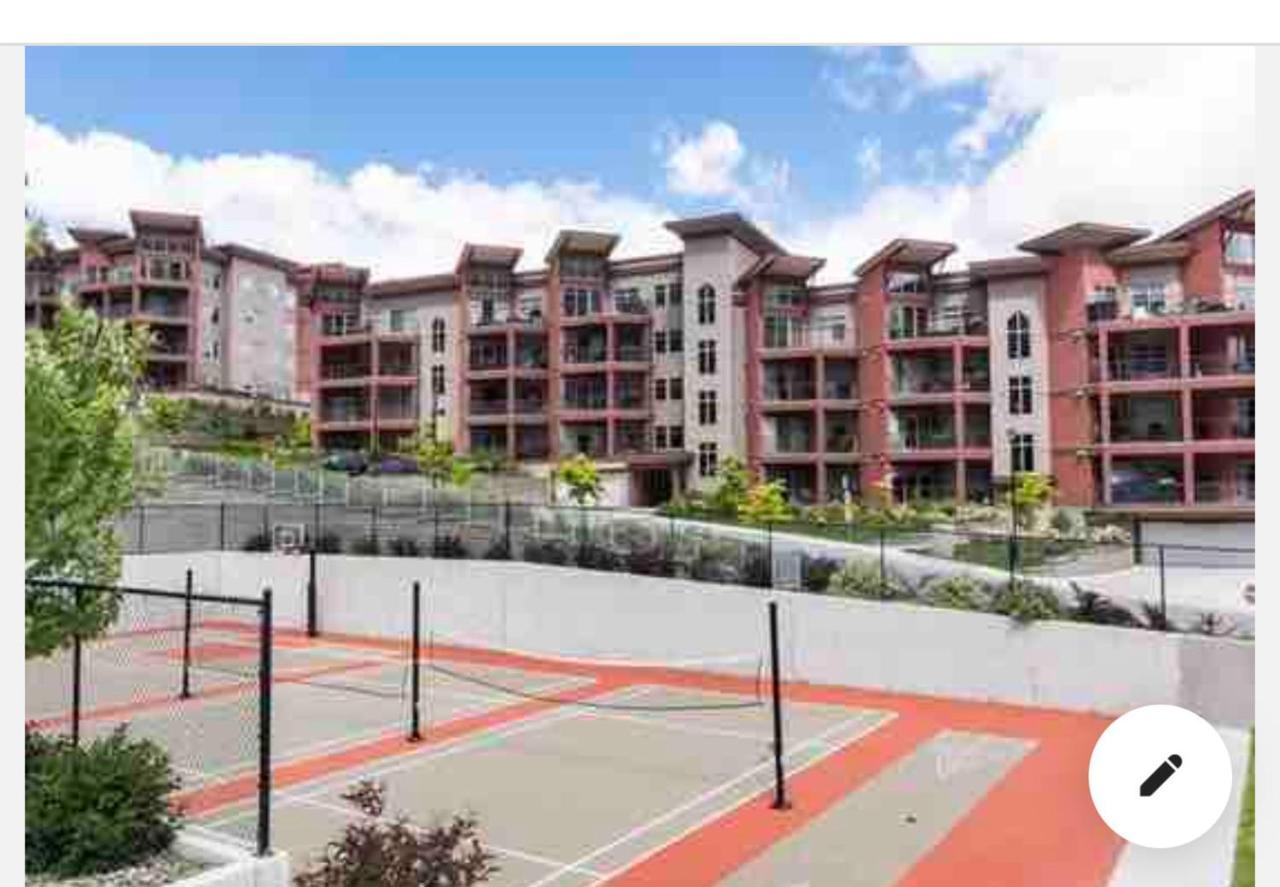 Stay In The Okanagan - Copper Sky, West Kelowna Exteriör bild
