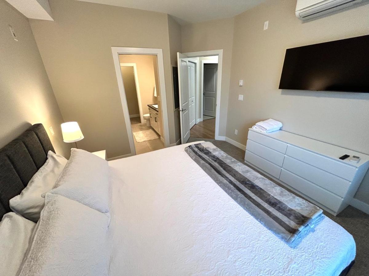 Stay In The Okanagan - Copper Sky, West Kelowna Exteriör bild